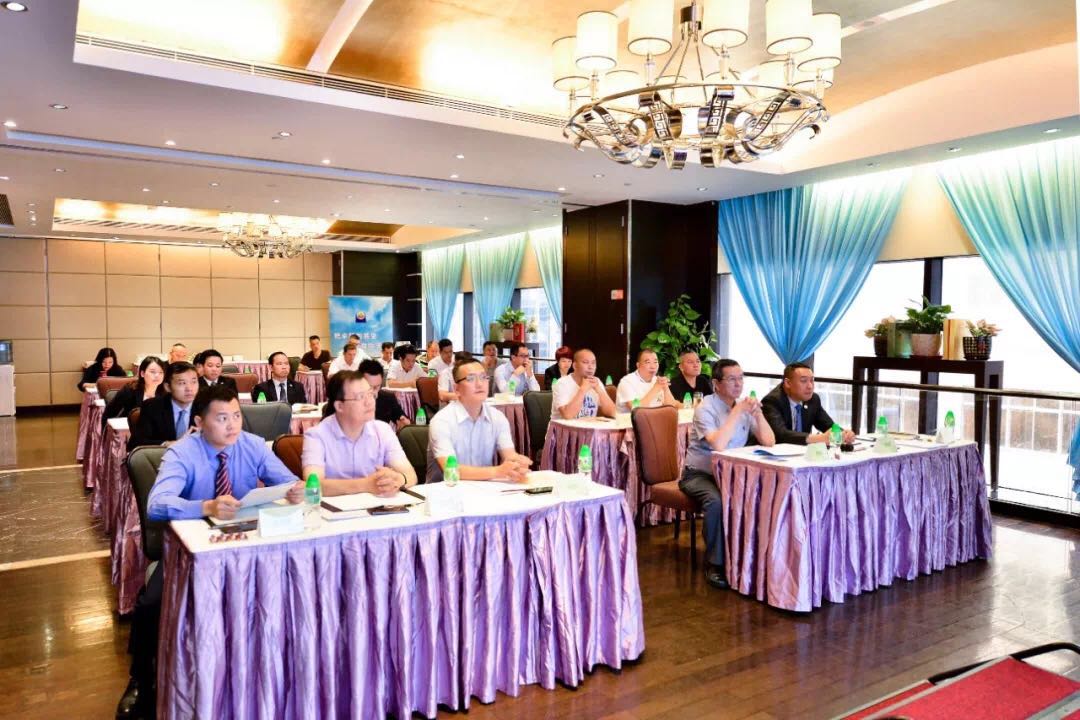 知行合一，融汇贯通 —— 广州AG8旗舰厅投资集团2019年年中总结与培训会顺利举行