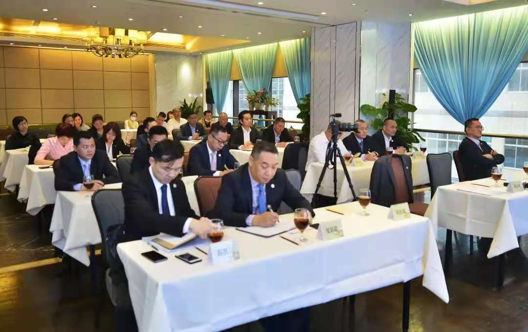 务实、专注、专业、持续 ——广州AG8旗舰厅投资集团2021年年会圆满召开